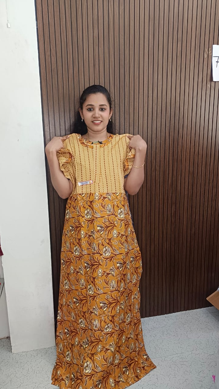 2032 Pranjul nighties