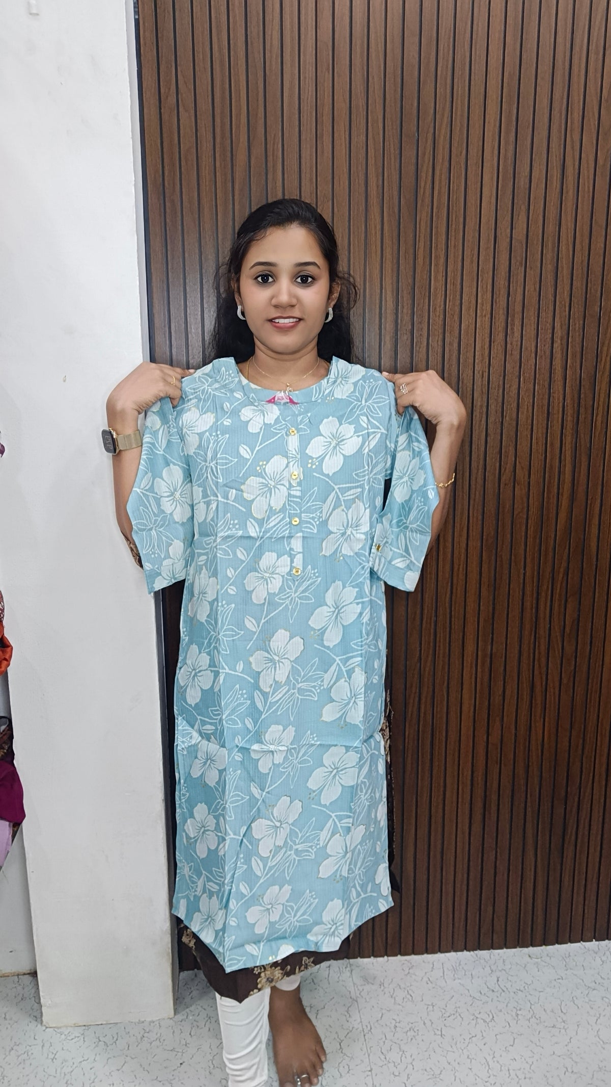 299 Kurtis