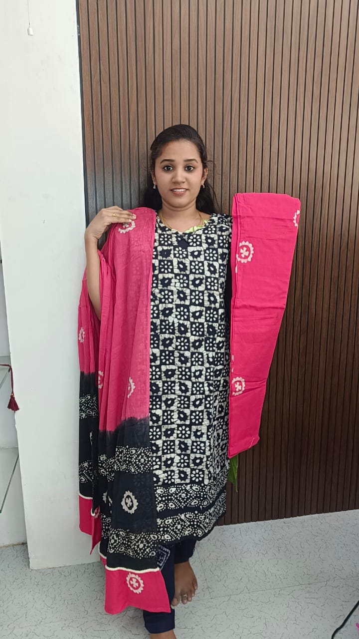 Cotton Bhathik Kurti Set