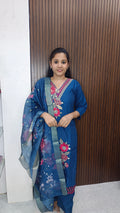Kurti with pant and dupatta