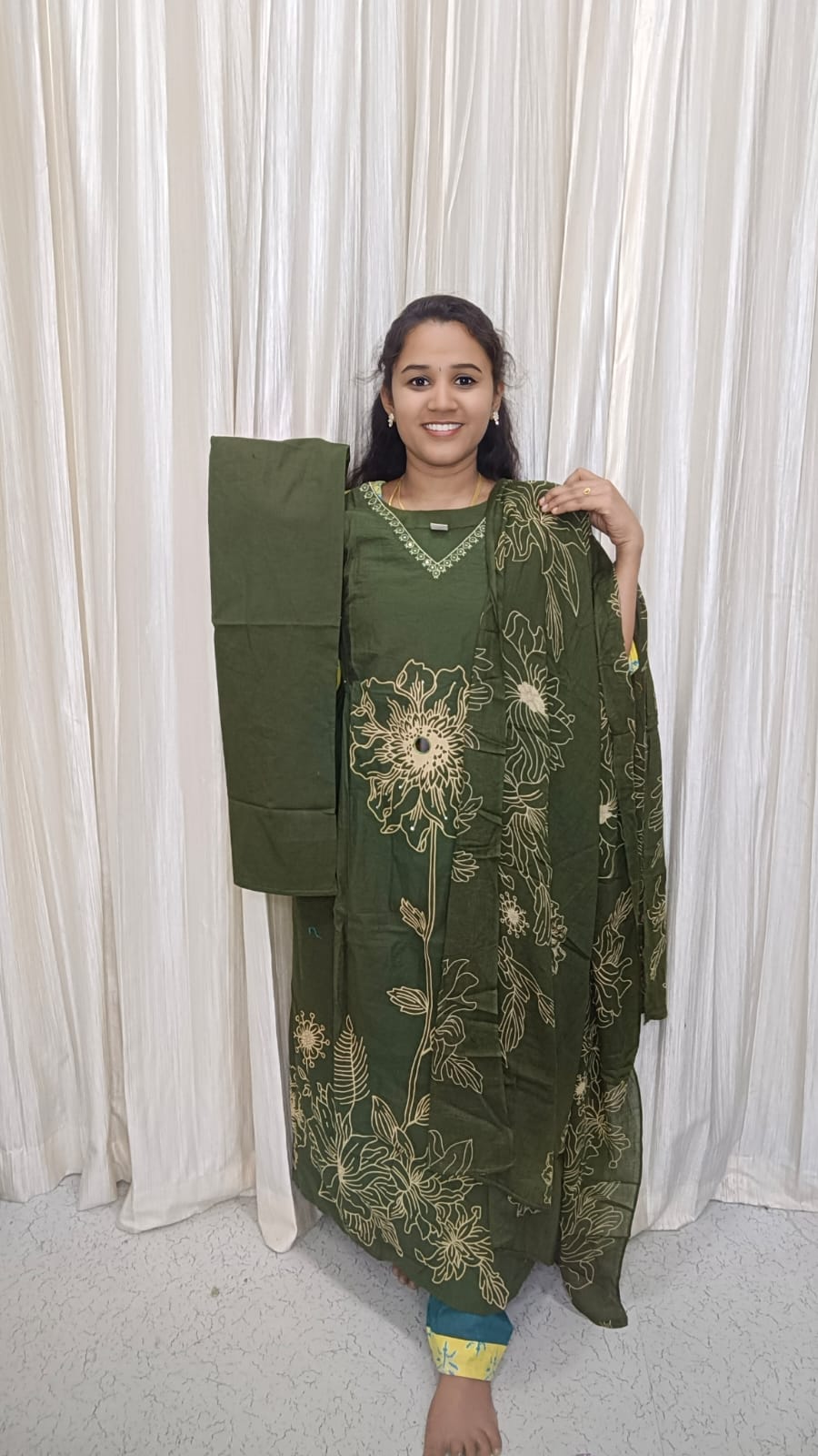 Kurti with pant and dupatta