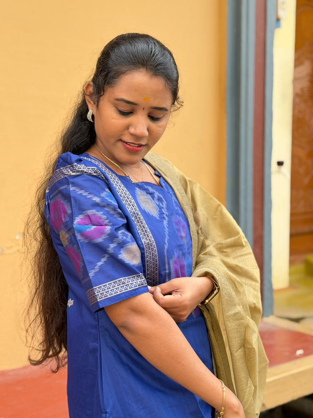 Pochampally silk Kurti Set  P001 Royal blue