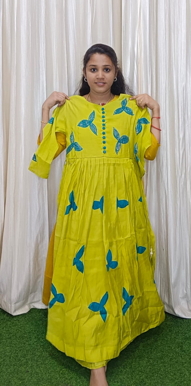 Trending mulchanderi maxi