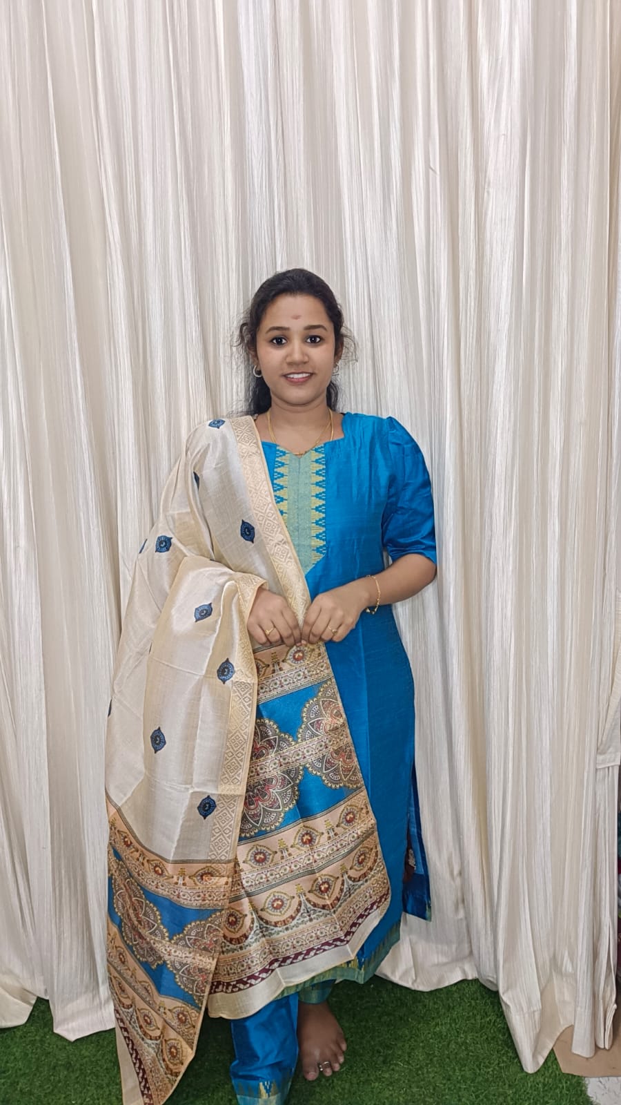 Raw silk kurti set