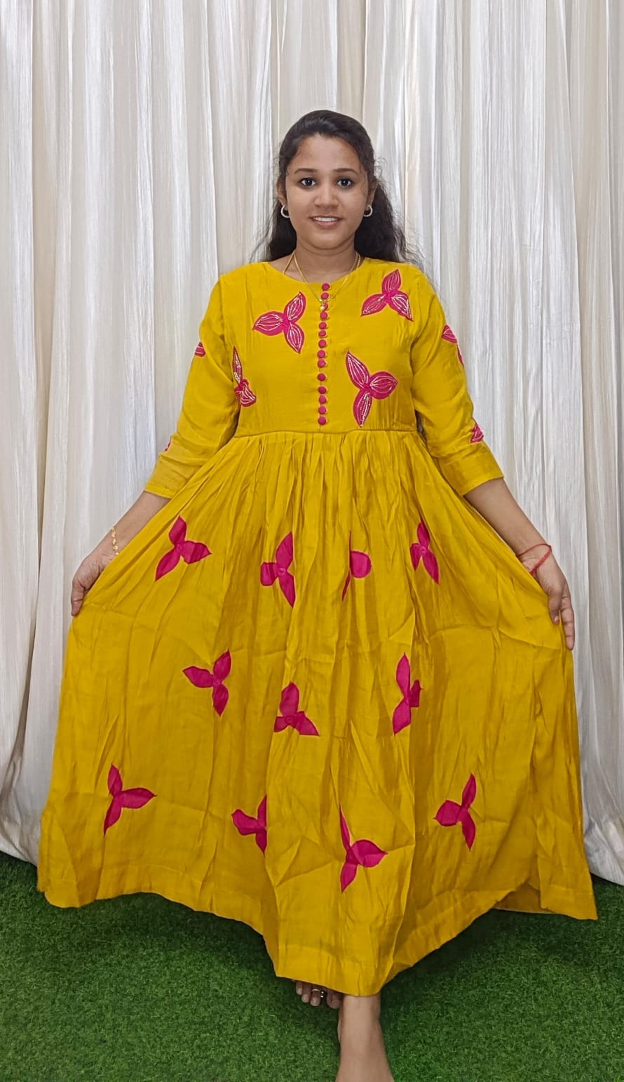 Trending mulchanderi maxi