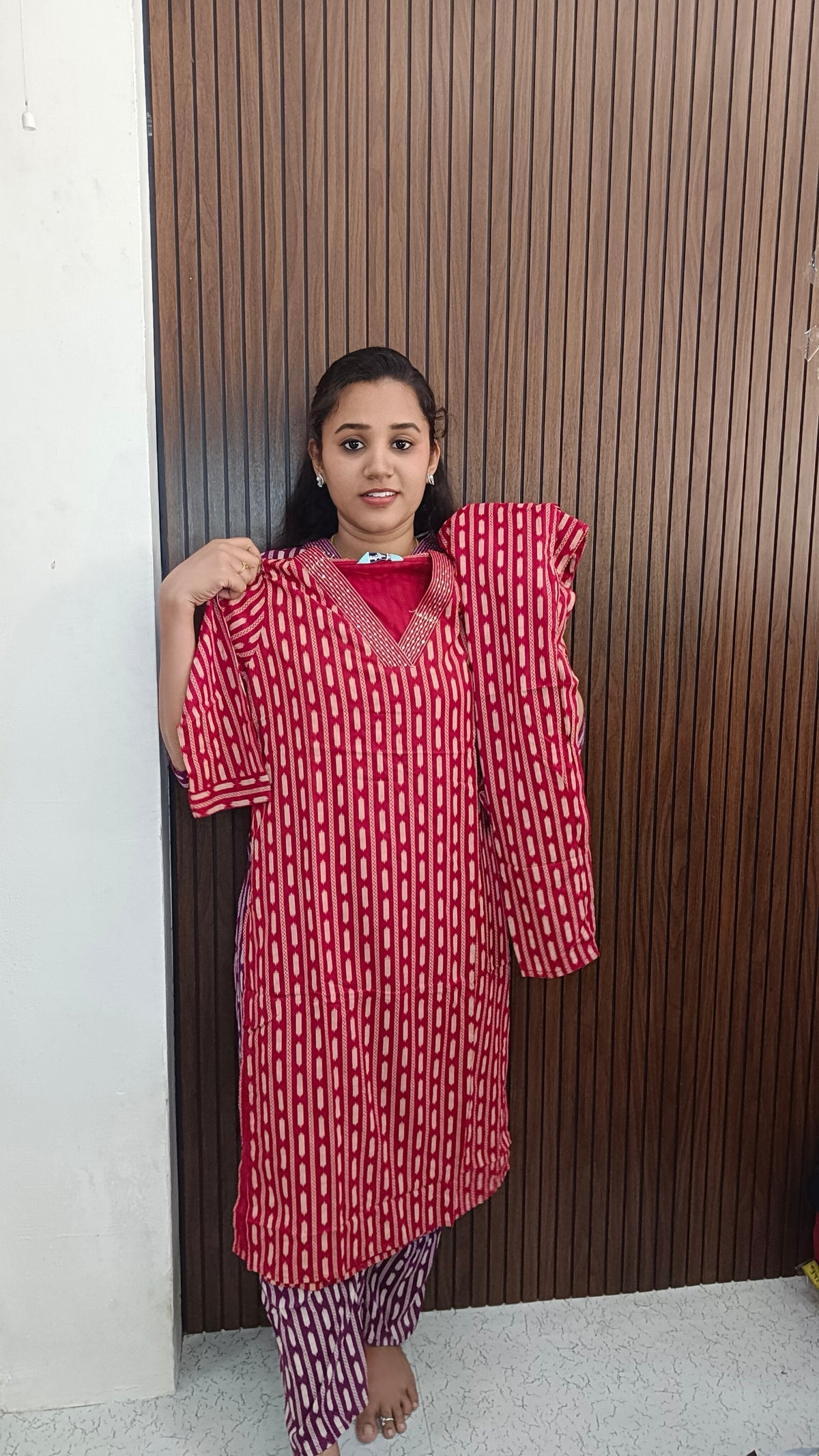 Side open coord set