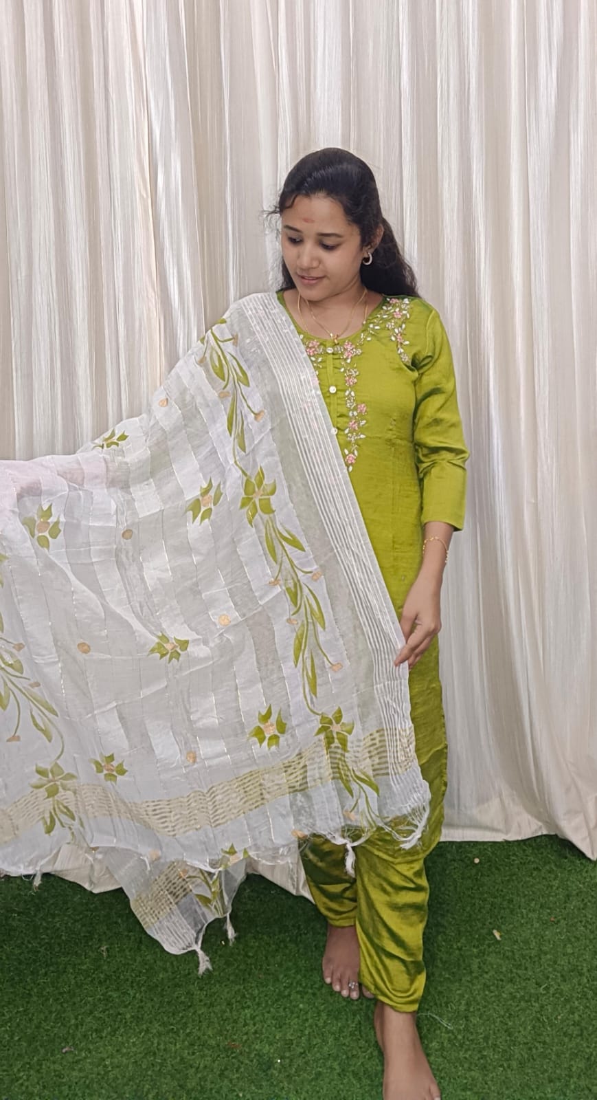 Kurti with pant and dupatta